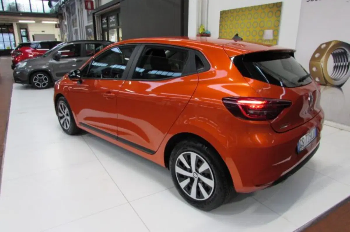Renault Clio usata a Milano (4)