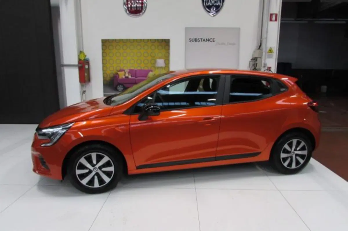 Renault Clio usata a Milano (5)