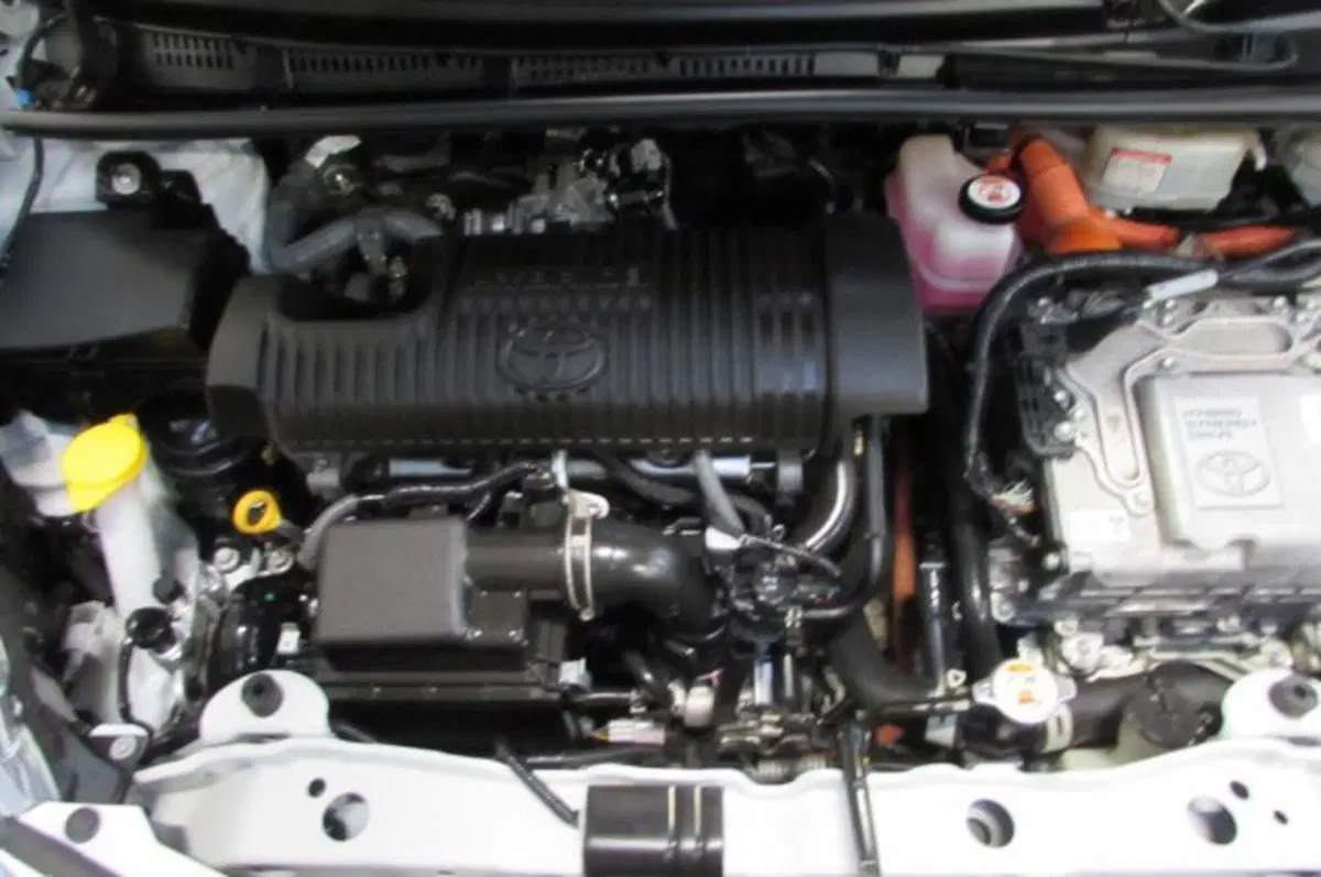 Toyota Yaris usata a Milano (19)