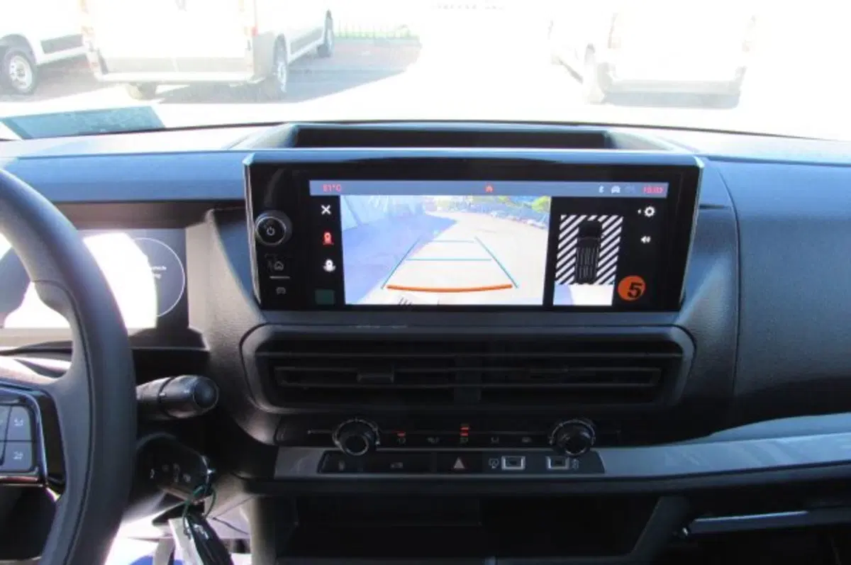 Fiat Scudo Furgone nuova a Milano (8)