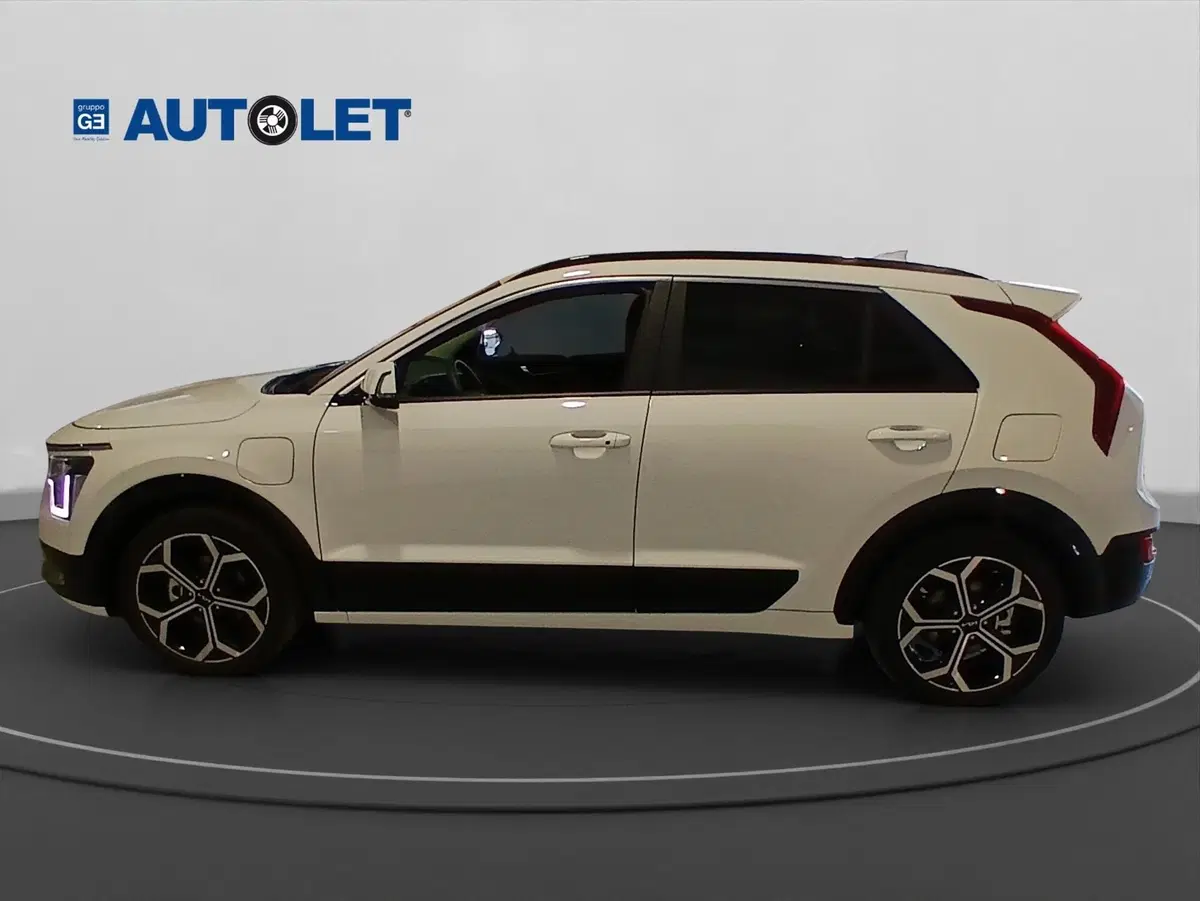 Kia Niro nuova a Genova (5)