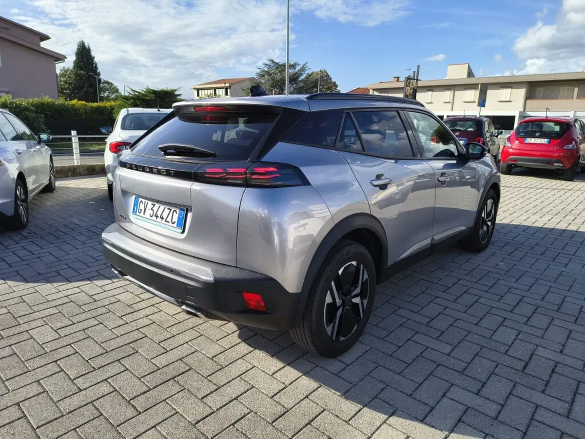 Peugeot 2008 usata a Firenze (4)