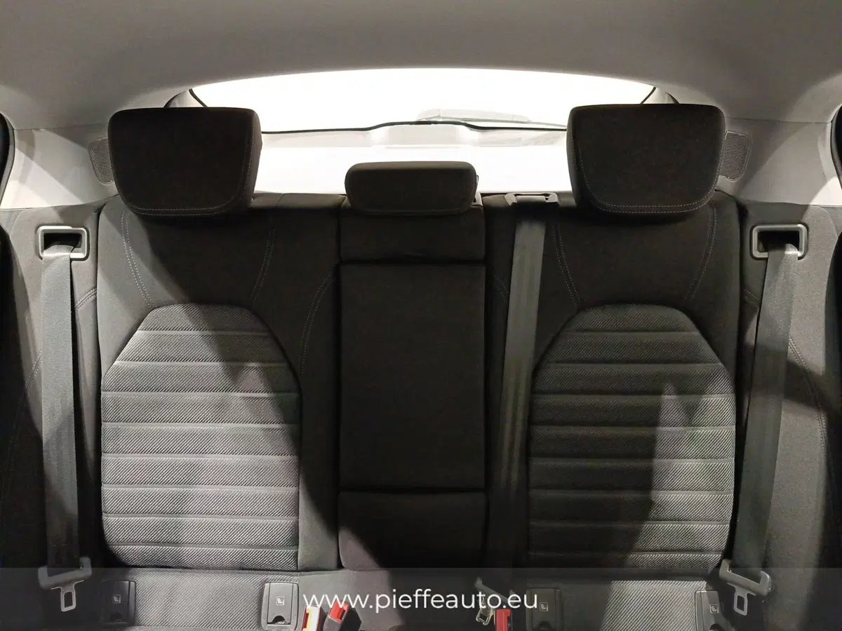 Alfa Romeo Stelvio usata a Ascoli Piceno (13)