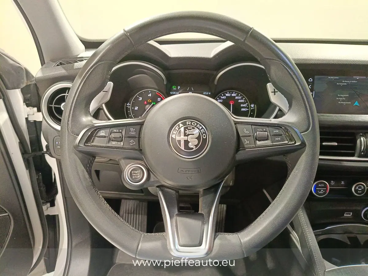 Alfa Romeo Stelvio usata a Ascoli Piceno (17)