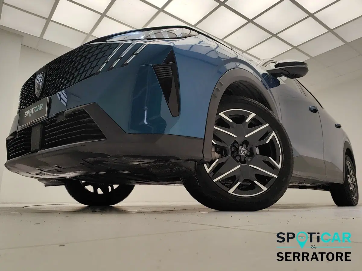 Peugeot 5008 usata a Como (14)