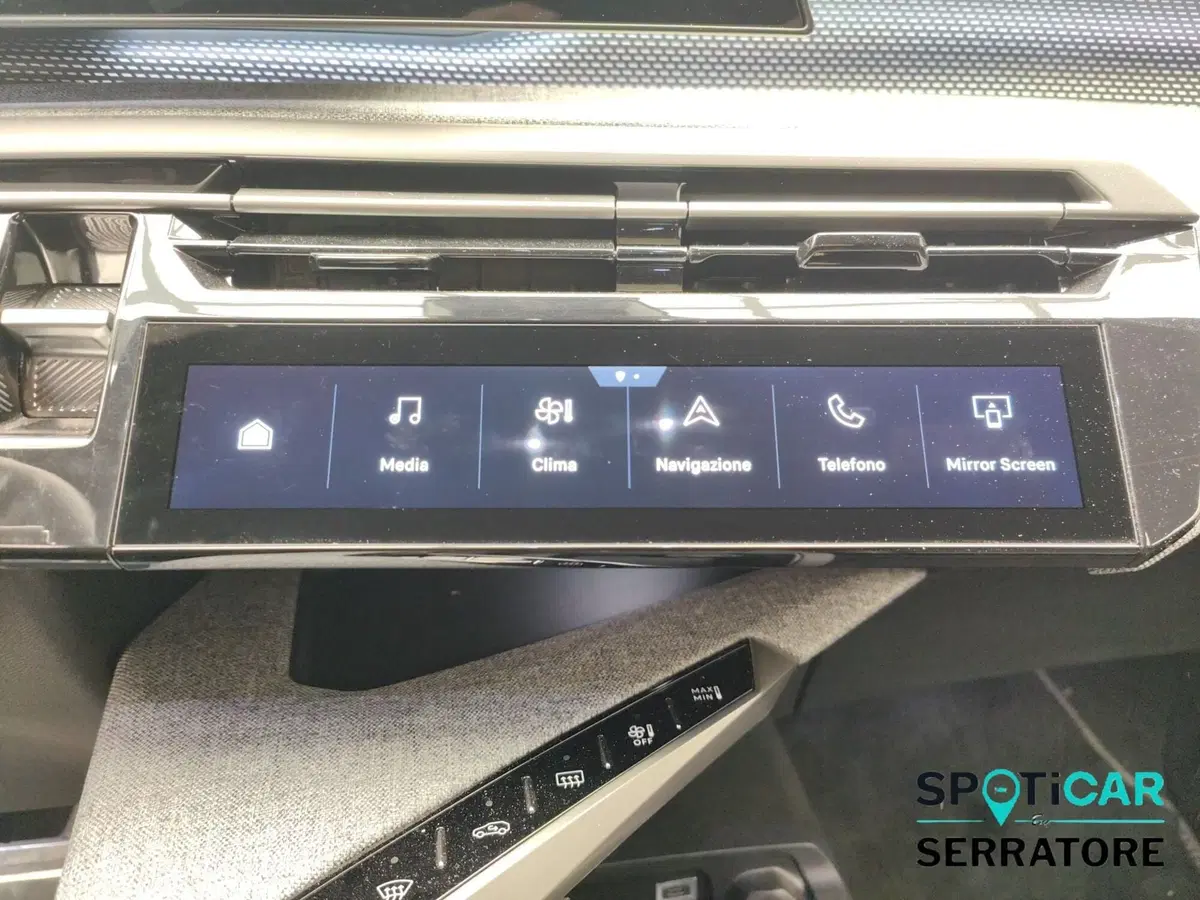 Peugeot 5008 usata a Como (17)