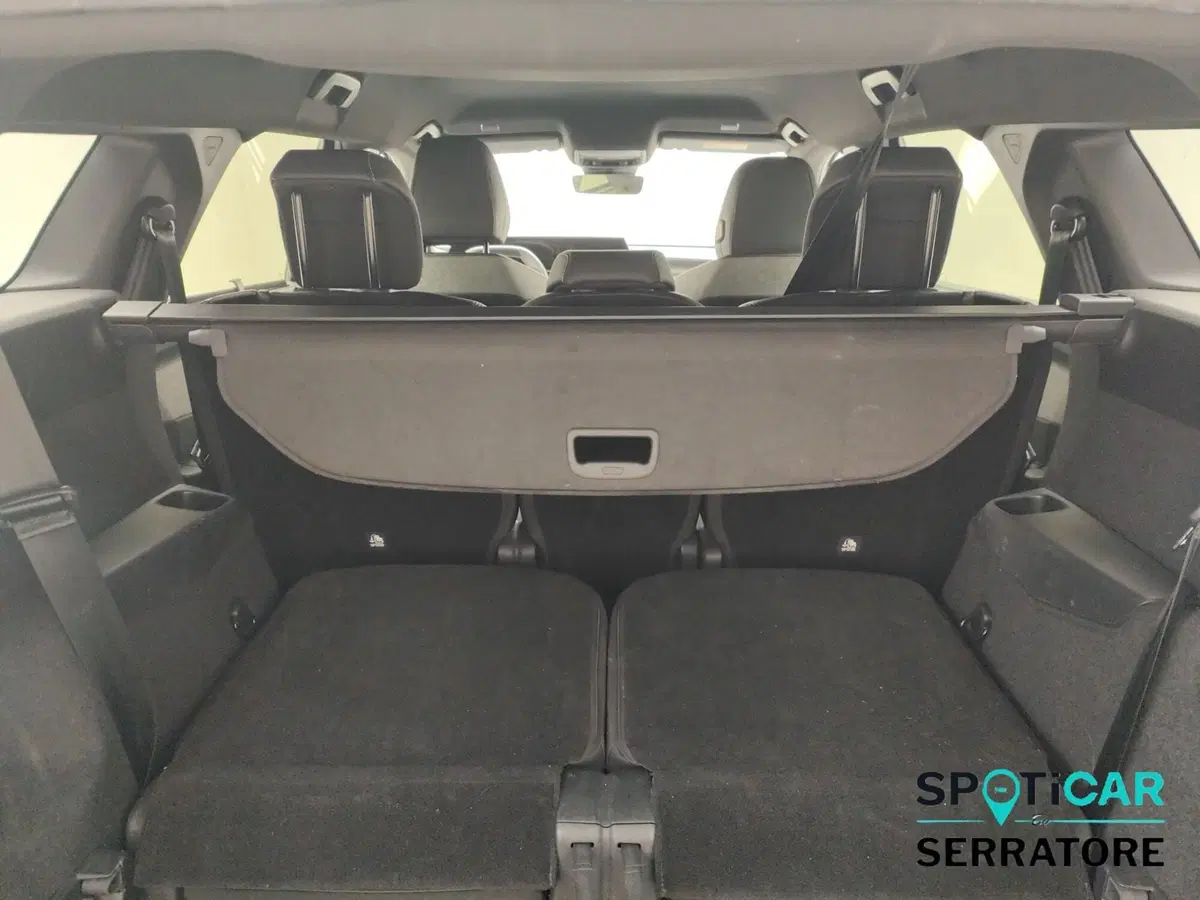 Peugeot 5008 usata a Como (19)
