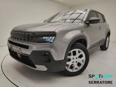 Jeep Avenger 1.2 turbo e-hybrid mhev Altitude fwd 110cv edct6 del 2025 usata a Erba