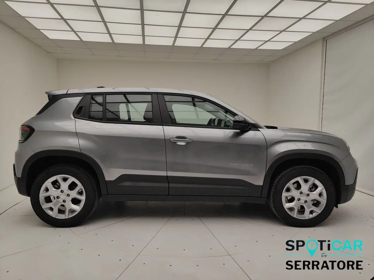 Jeep Avenger usata a Como (20)