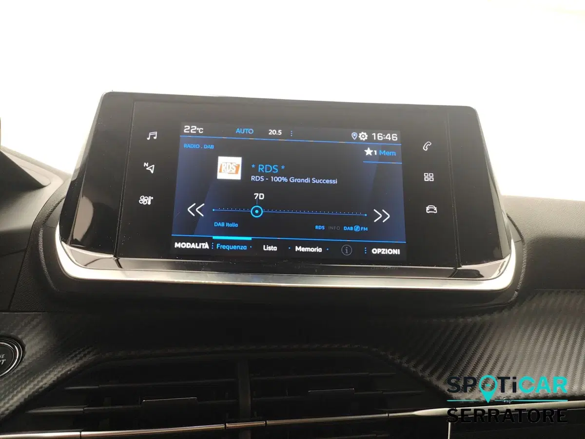 Peugeot 2008 usata a Como (11)