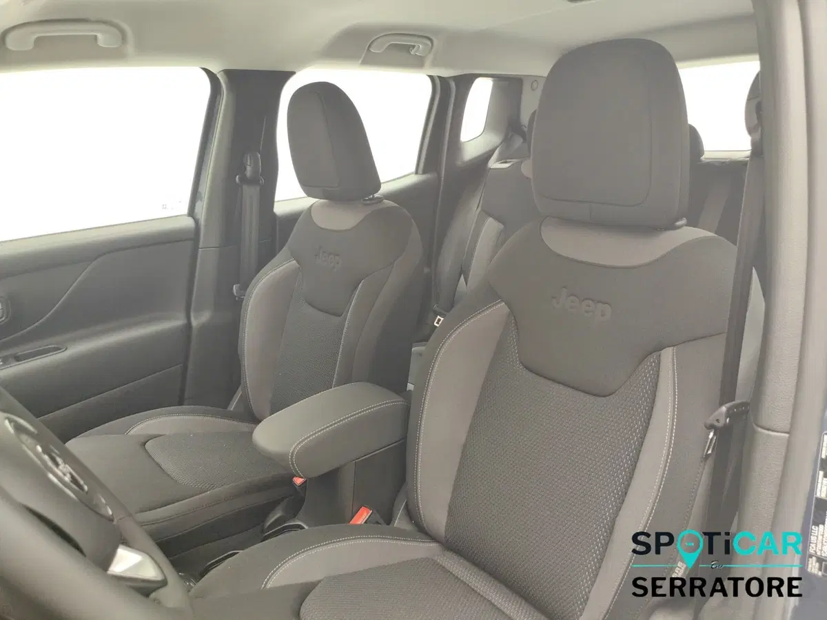 Jeep Renegade nuova a Como (10)