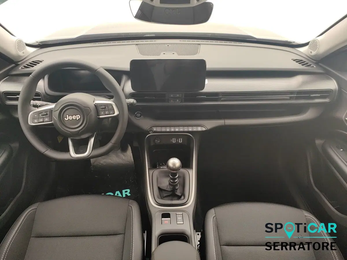 Jeep Avenger nuova a Como (11)