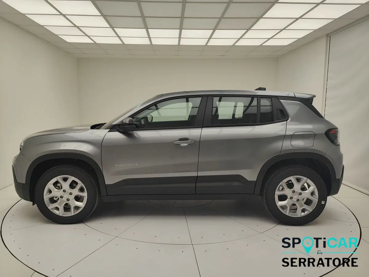 Jeep Avenger nuova a Como (3)