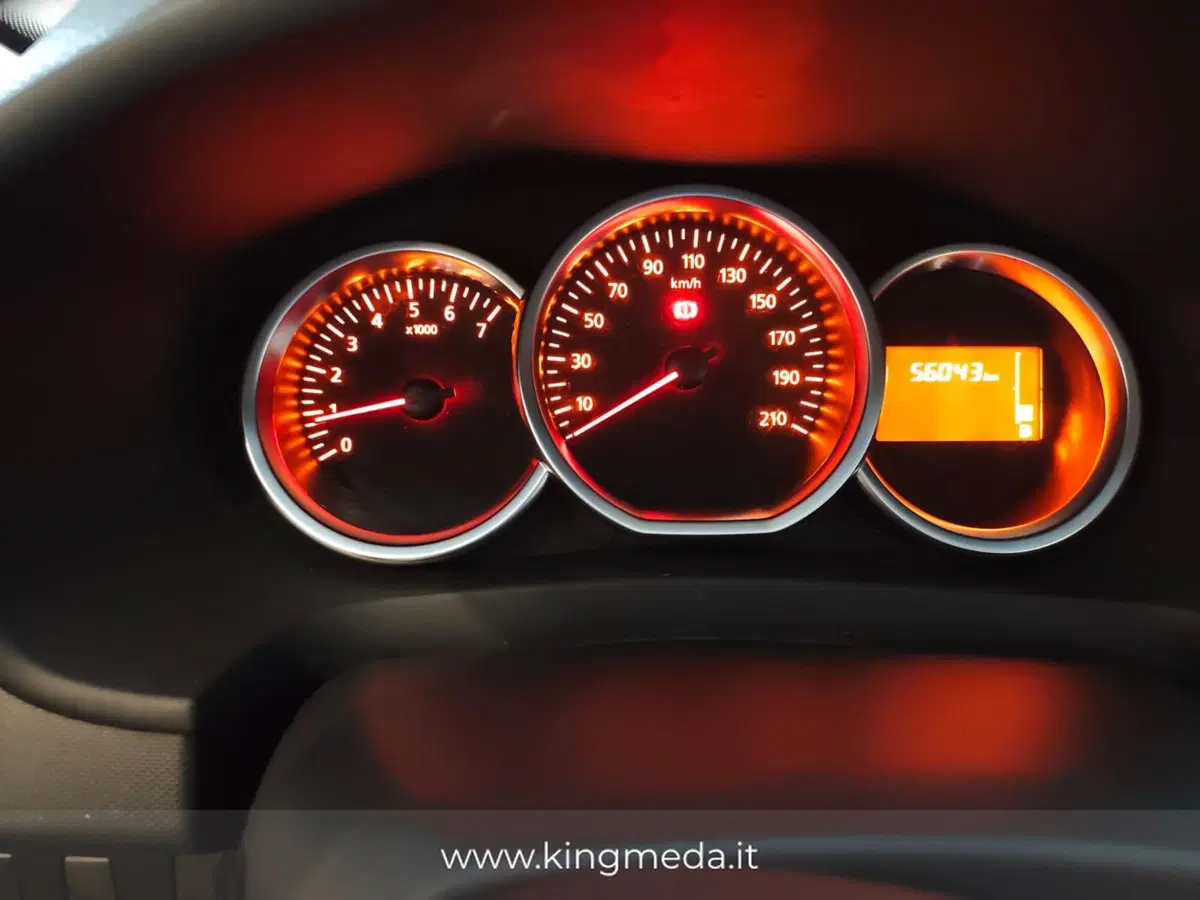 Dacia Sandero usata a Monza e Brianza (9)