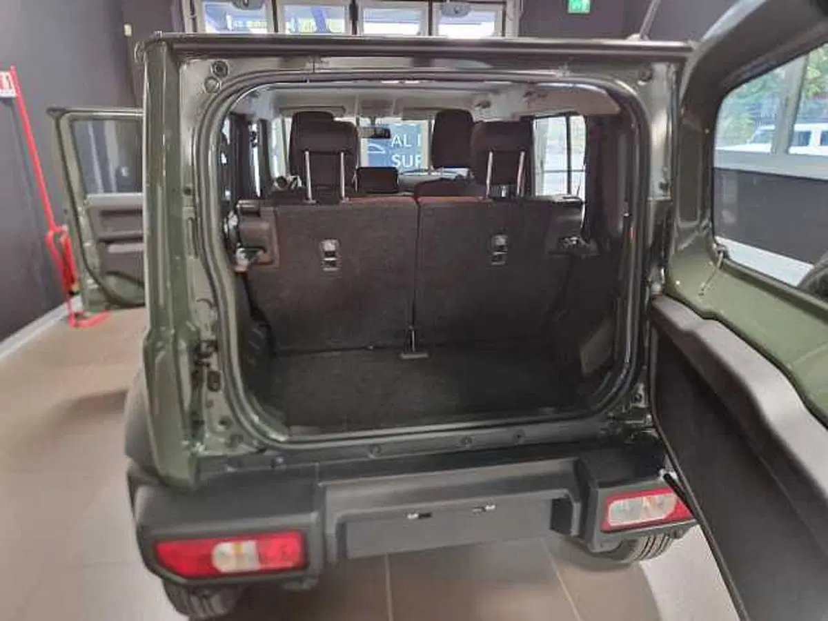 Suzuki Jimny nuova a Aosta (10)