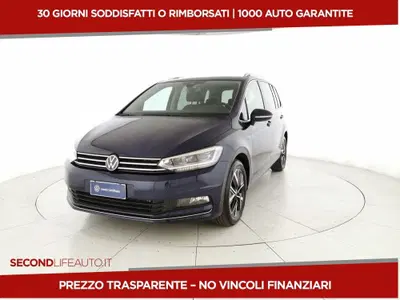 Volkswagen Touran 2.0 tdi Executive dsg del 2024 usata a Roma
