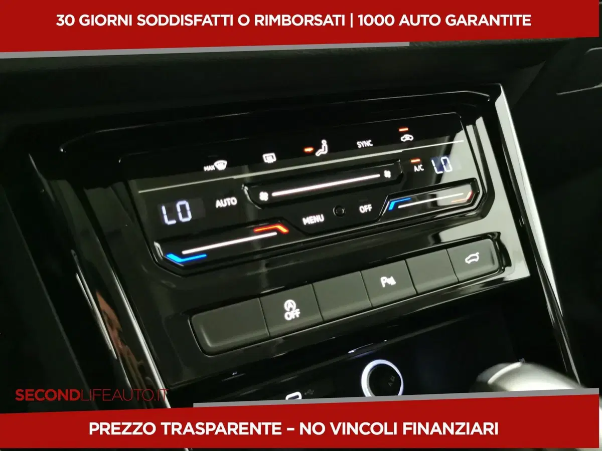 Volkswagen Touran usata a Roma (18)