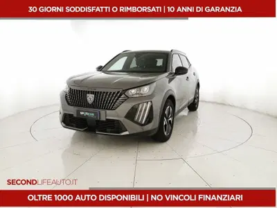Peugeot 2008 1.2 puretech Allure s&s 100cv del 2023 usata a San Salvo