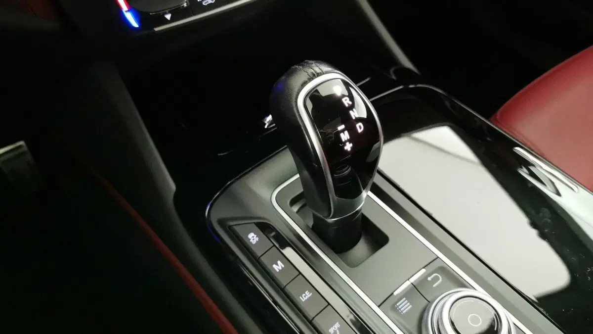Maserati Levante usata a Chieti (19)
