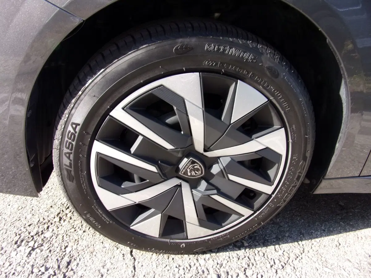 Peugeot 208 usata a Reggio Emilia (8)