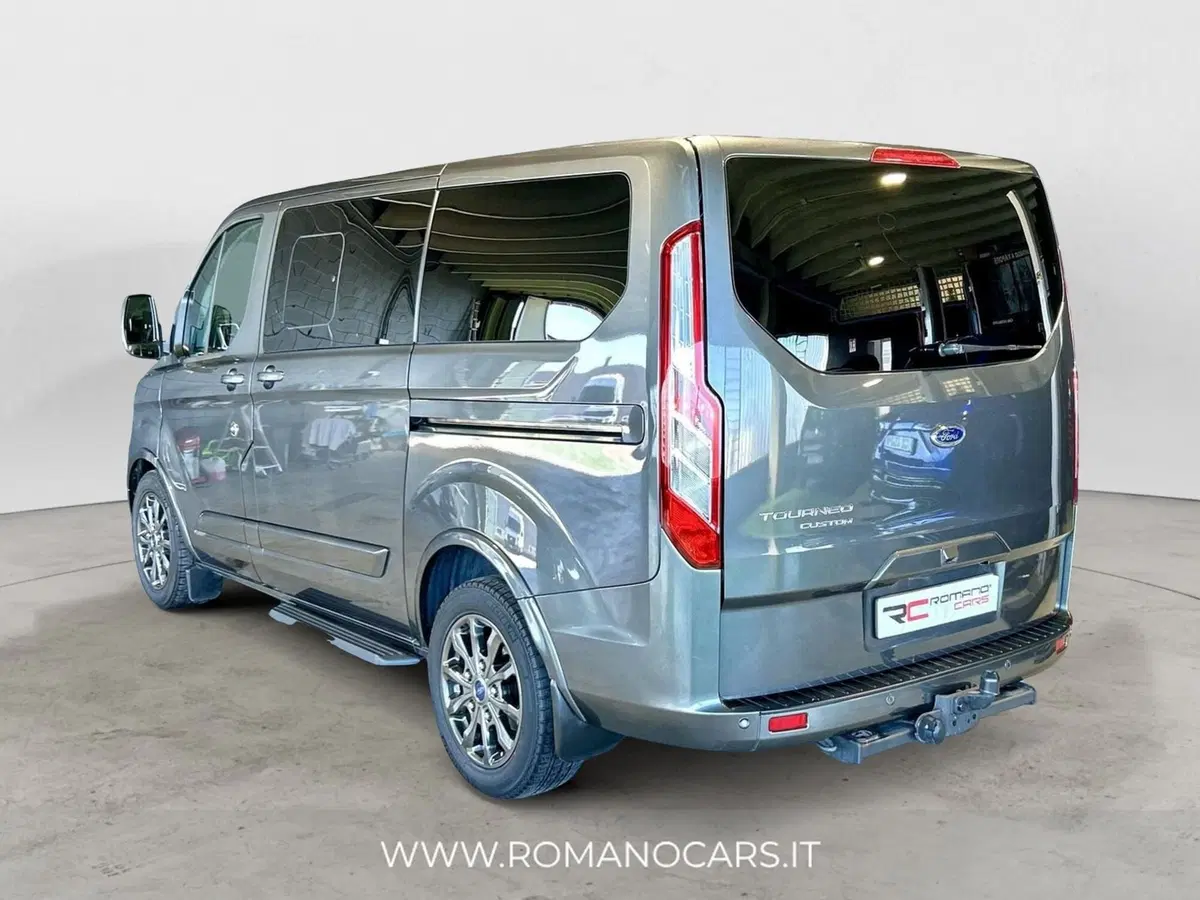 Ford Tourneo Custom usata a Monza e Brianza (2)