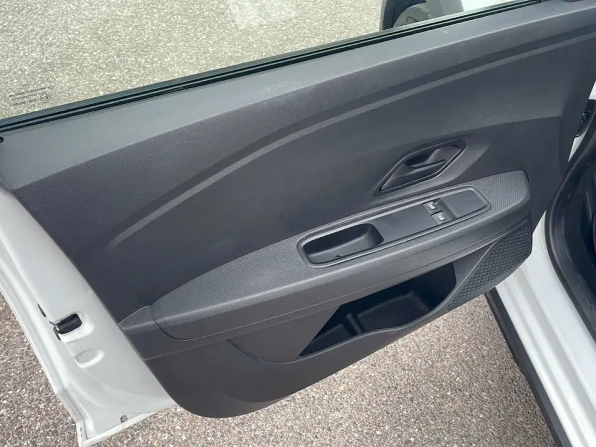 Dacia Sandero usata a Bologna (17)