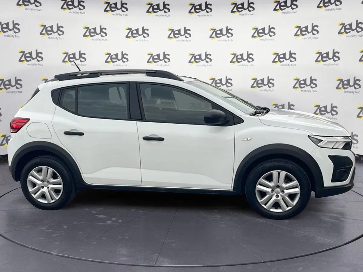 Dacia Sandero usata a Bologna (7)