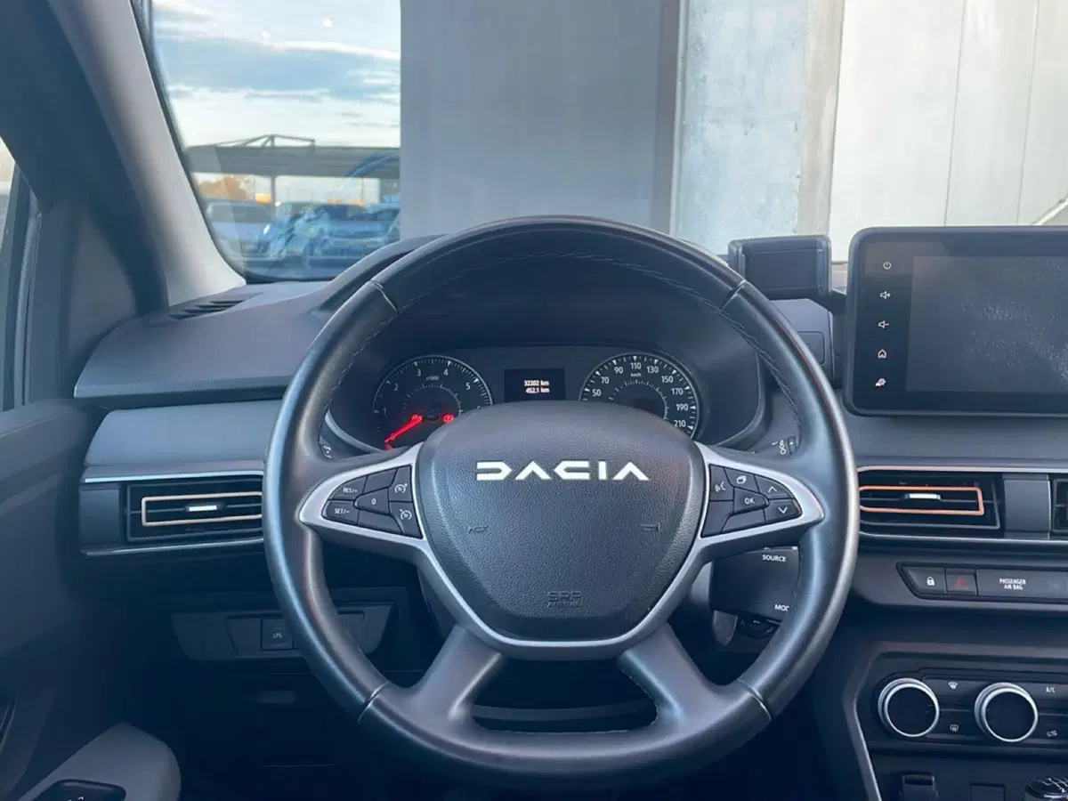 Dacia Sandero usata a Bologna (14)