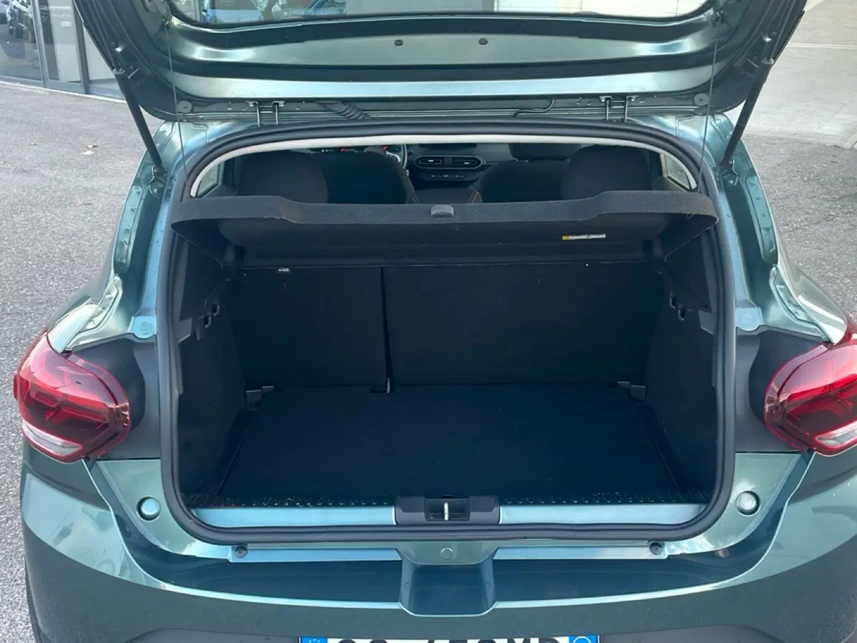 Dacia Sandero usata a Bologna (16)