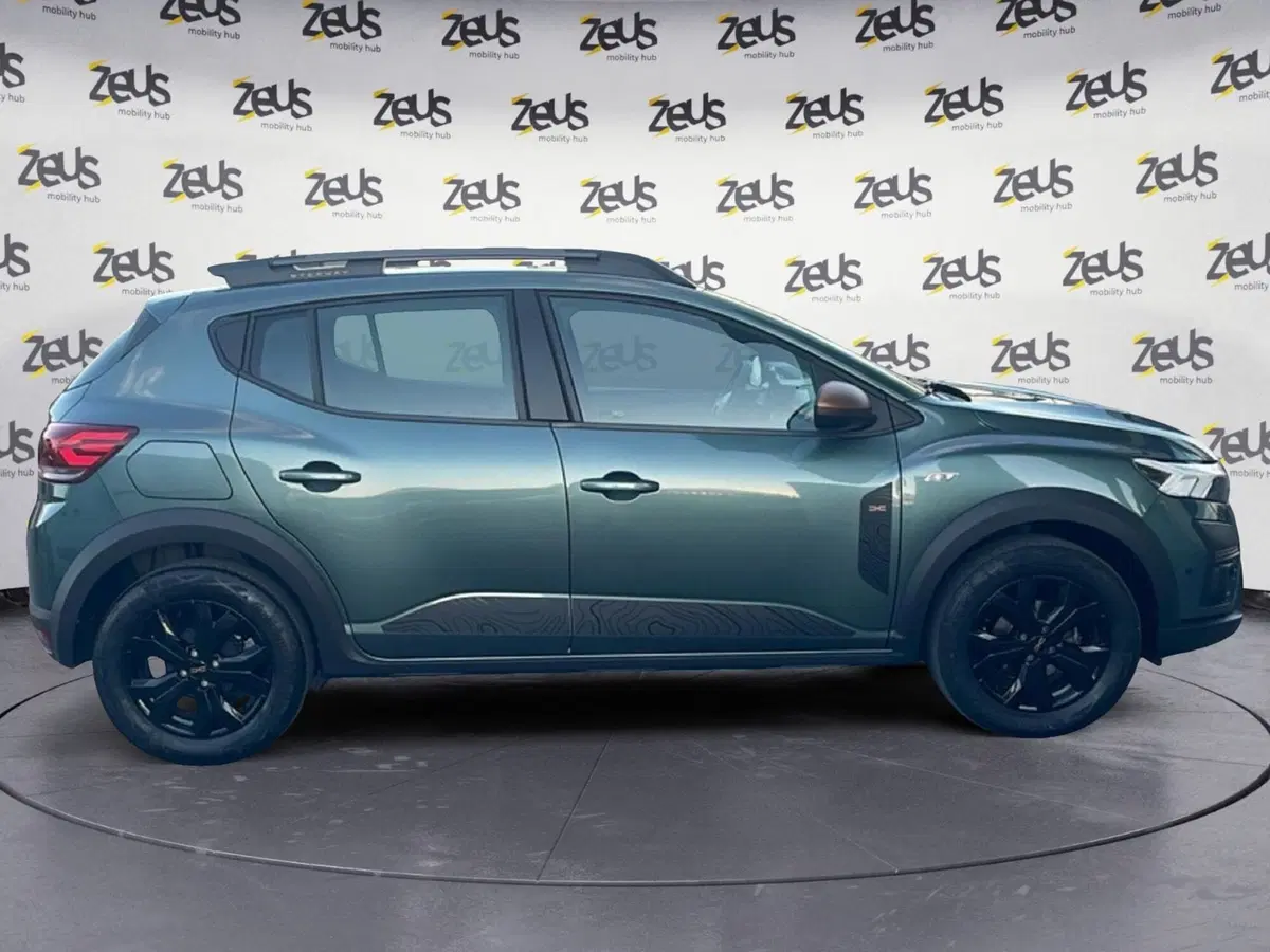 Dacia Sandero usata a Bologna (7)