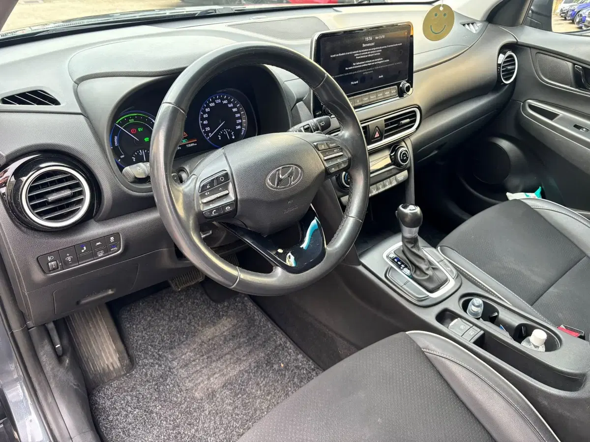 Hyundai Kona usata a Modena (9)