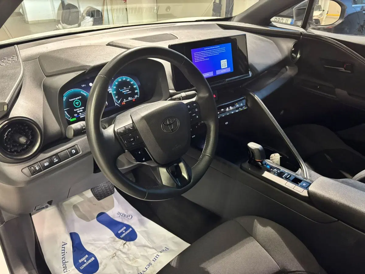 Toyota Toyota C-HR usata a Modena (11)
