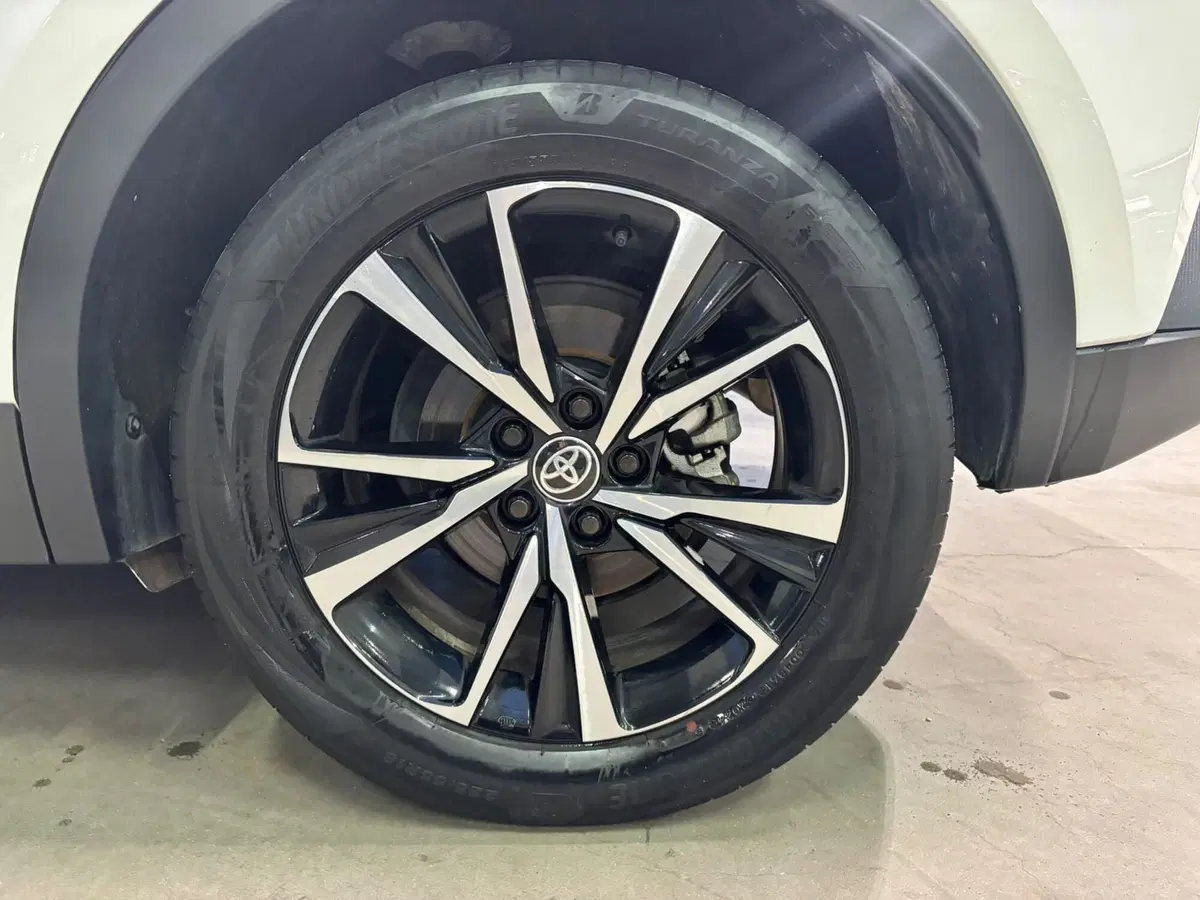 Toyota Toyota C-HR usata a Modena (15)