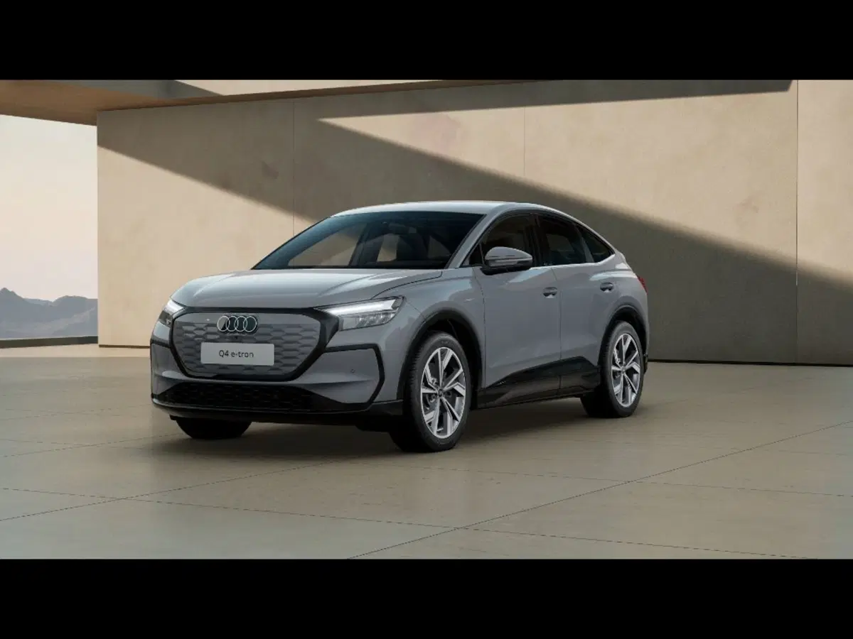 Audi Q4 Sportback nuova a Pisa