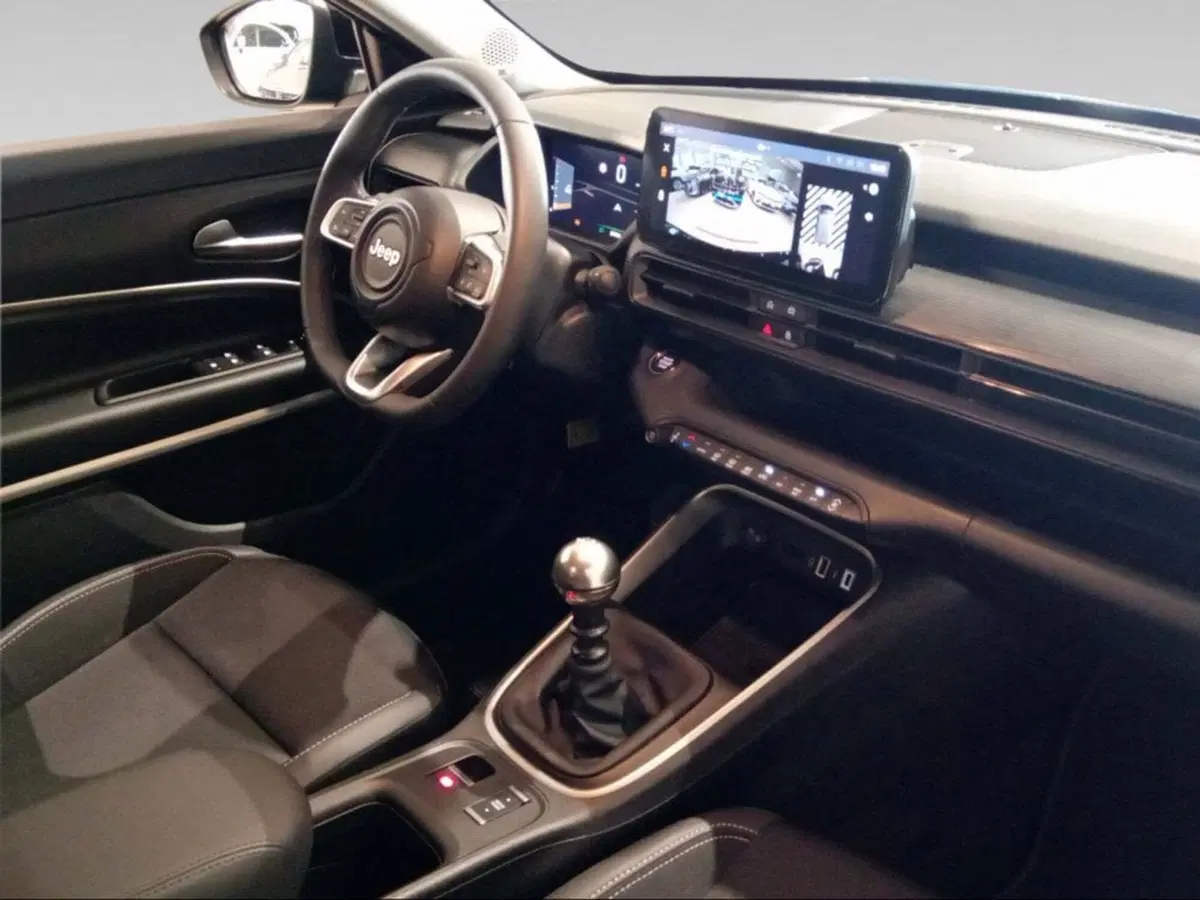 Jeep Avenger usata a Firenze (12)