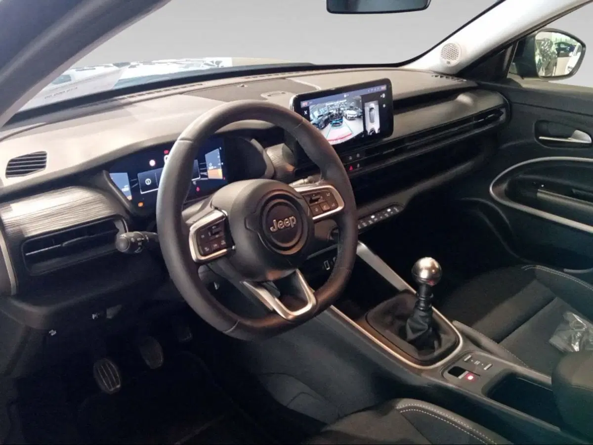 Jeep Avenger usata a Firenze (9)