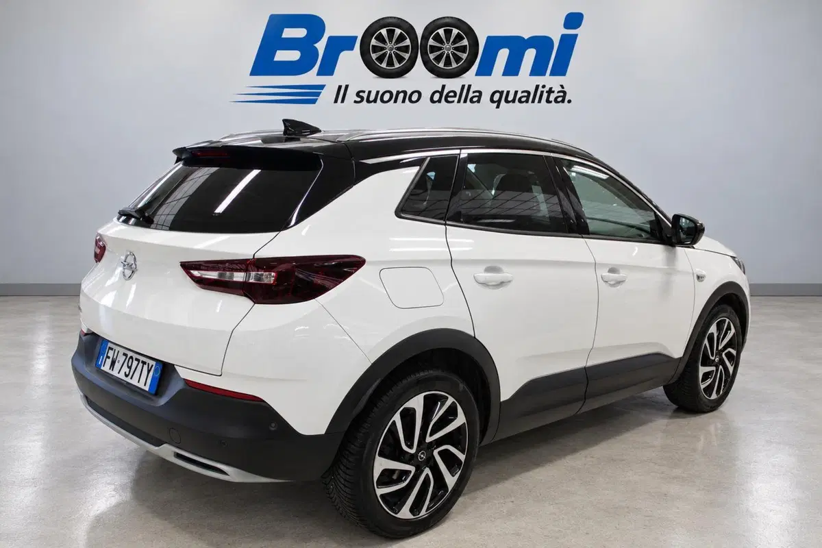 Opel Grandland X usata a Cremona (4)