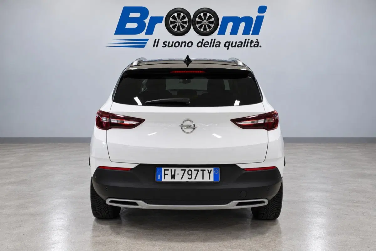 Opel Grandland X usata a Cremona (6)
