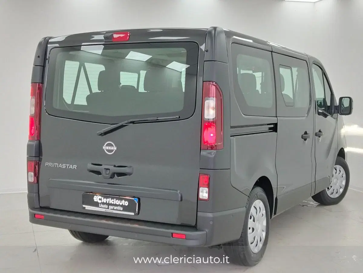 Nissan Primastar usata a Como (2)