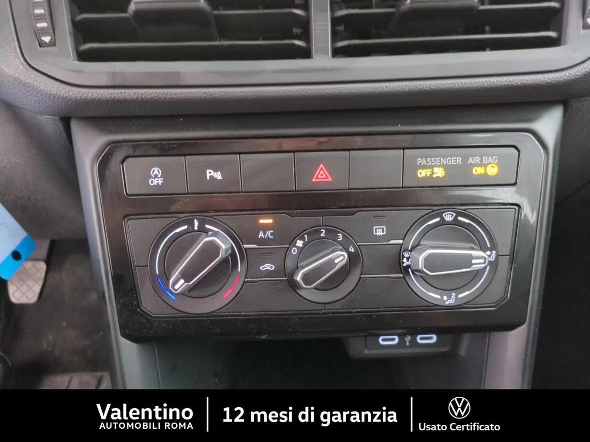 Volkswagen T-Cross usata a Roma (16)