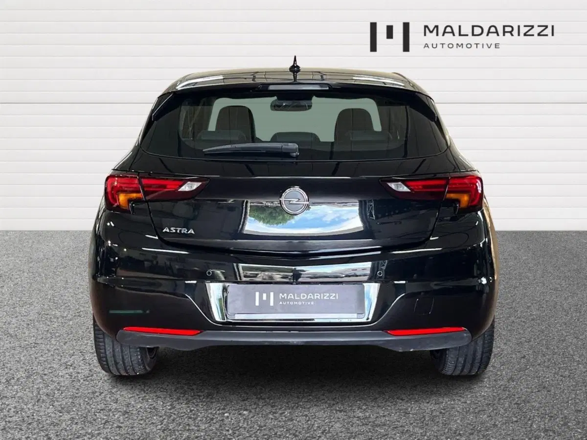 Opel Astra usata a Taranto (3)