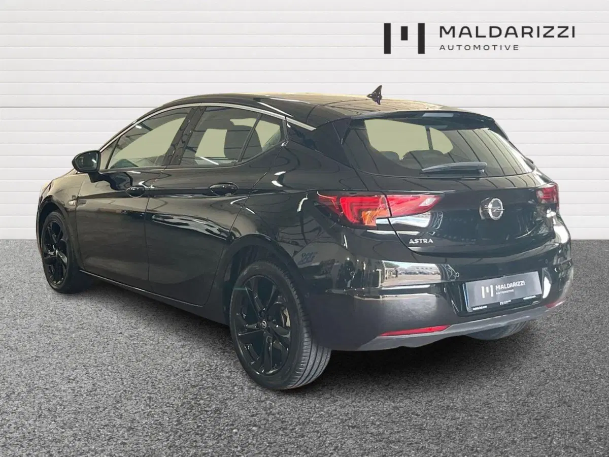Opel Astra usata a Taranto (4)