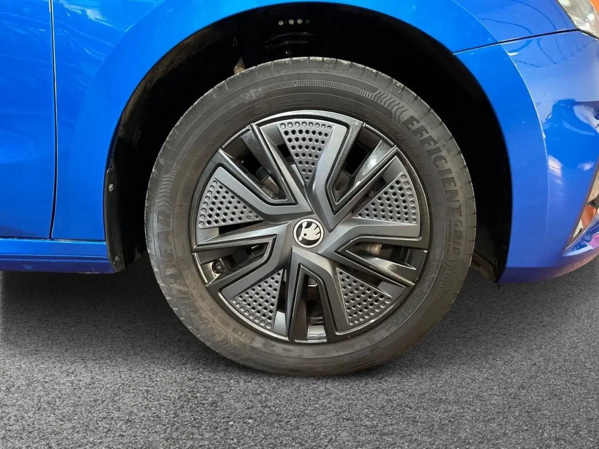 Skoda Fabia usata a Matera (6)
