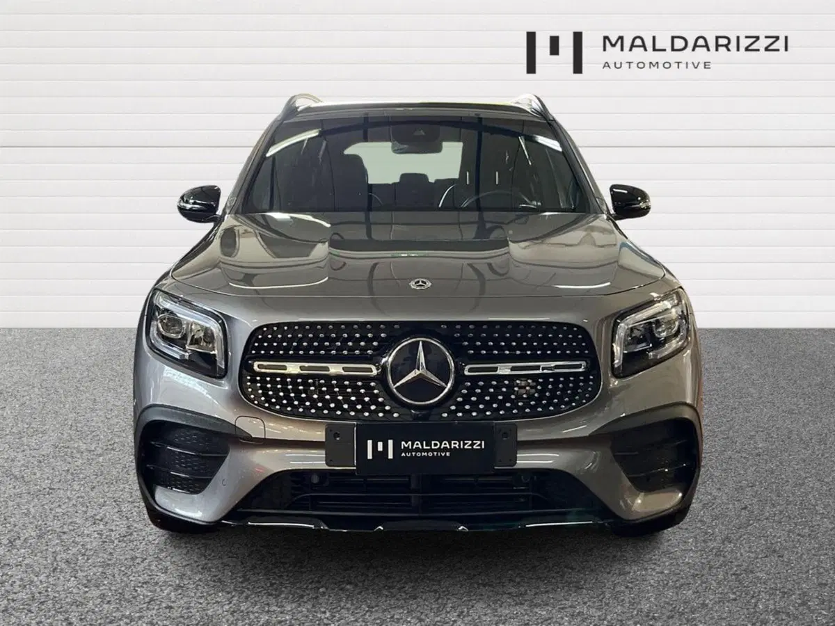 Mercedes-Benz GLB usata a Bari (2)