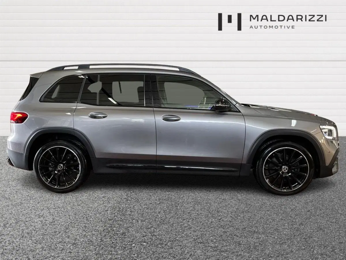 Mercedes-Benz GLB usata a Bari (5)