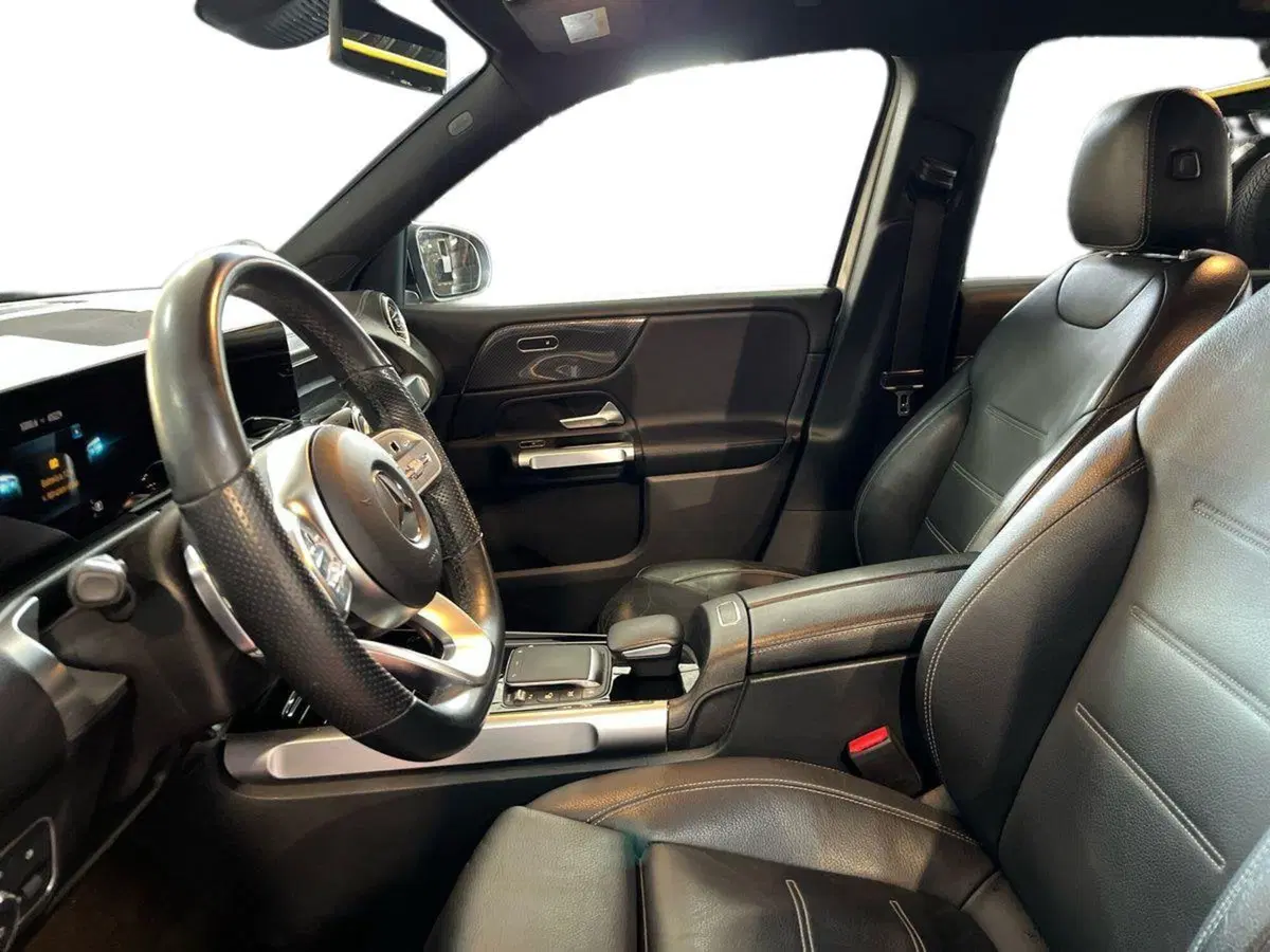 Mercedes-Benz GLB usata a Bari (7)