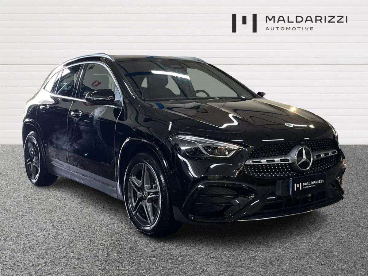Mercedes-Benz GLA SUV usata a Bari