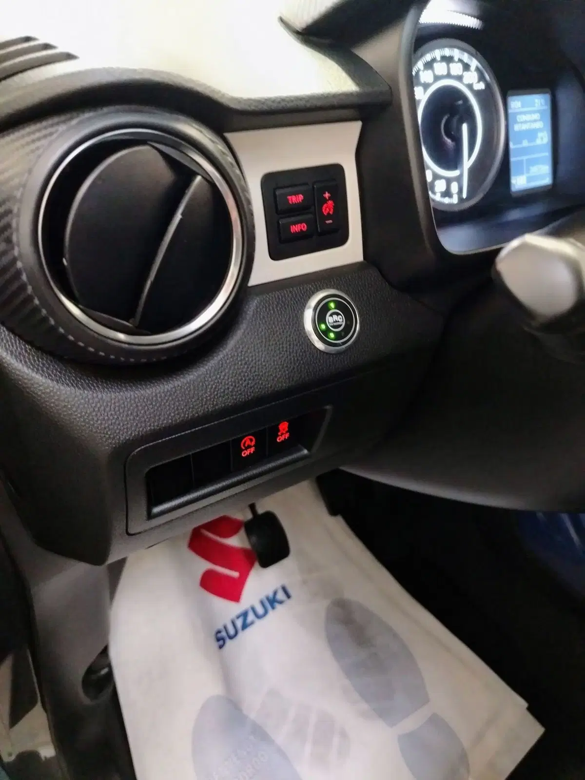 Suzuki Ignis usata a Rovigo (14)