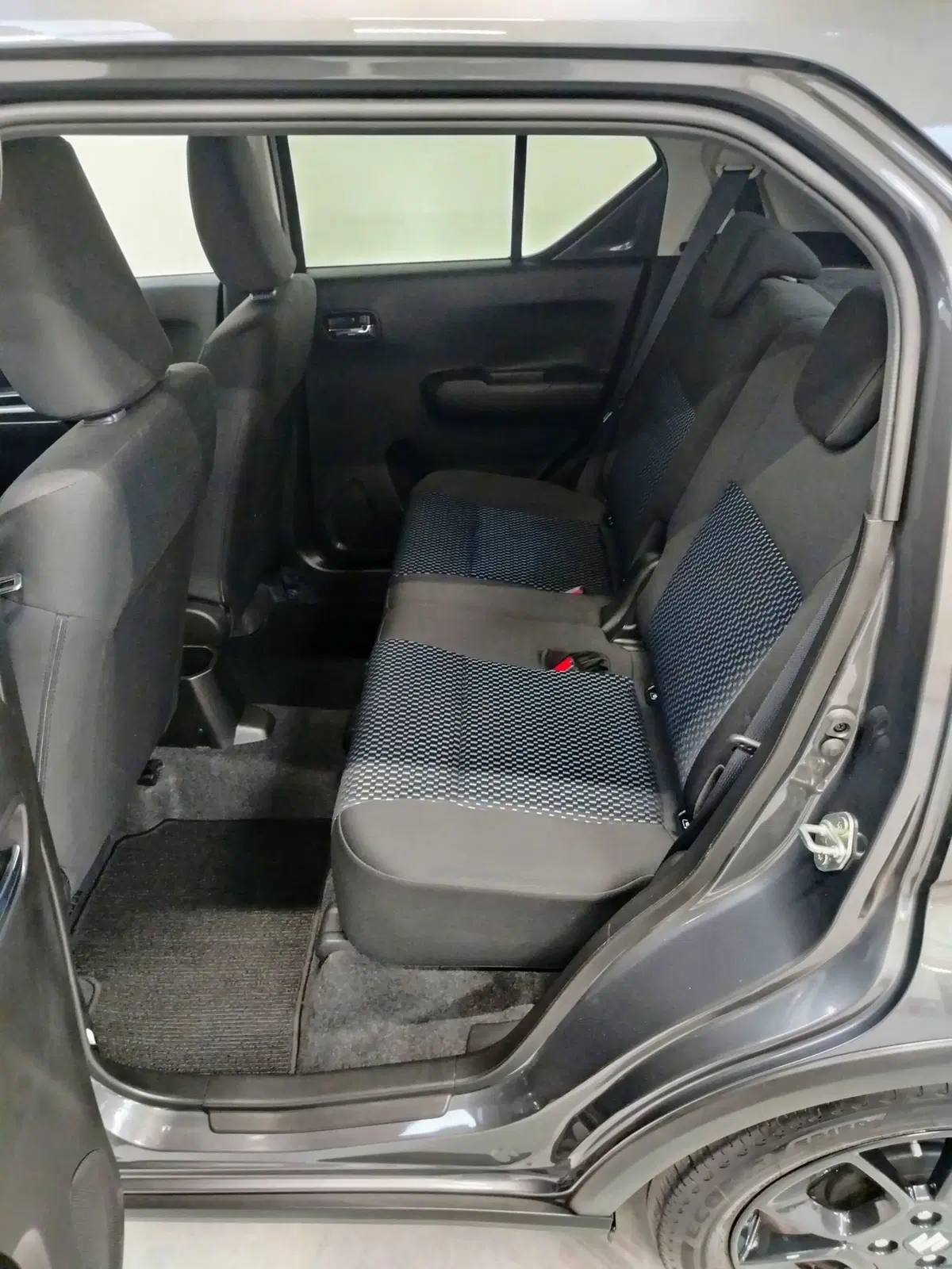 Suzuki Ignis usata a Rovigo (8)