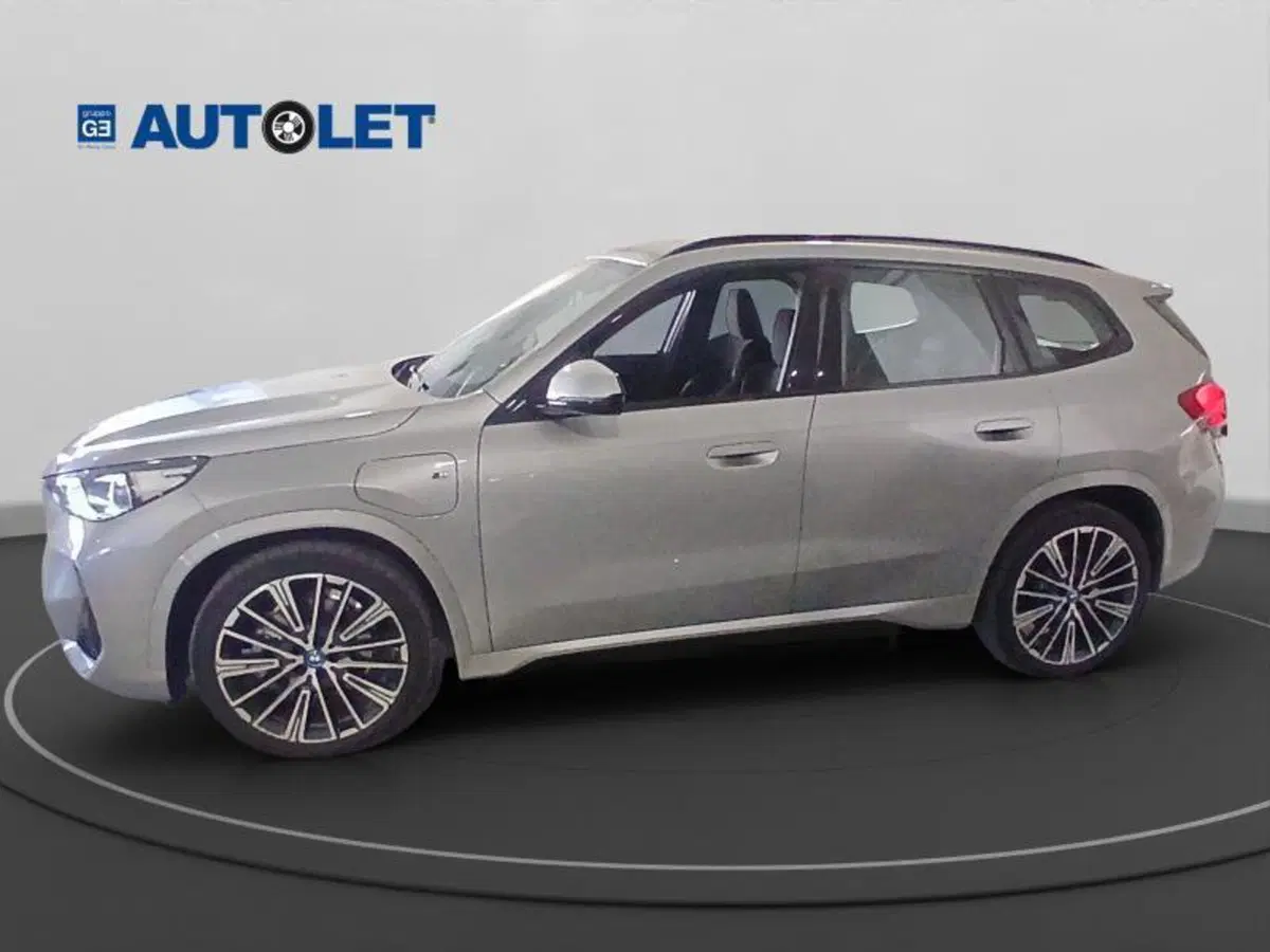 BMW X1 usata a Genova (5)